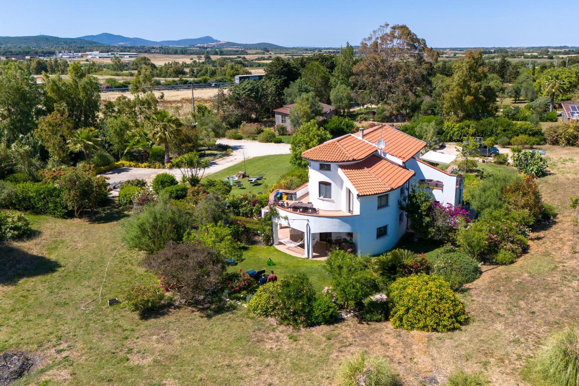 Sardinia Re - Villa Fioretta Flowers Apartments أولميدو المظهر الخارجي الصورة