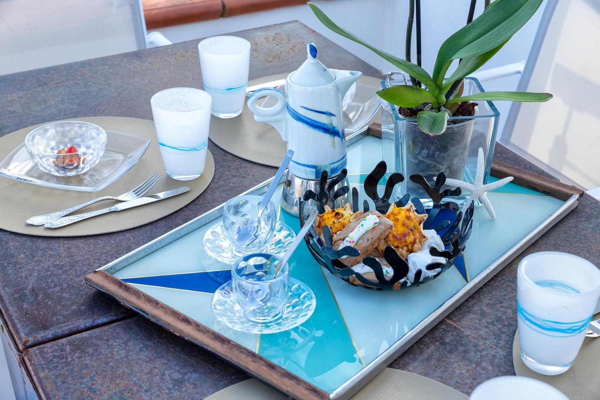 Sardinia Re - Villa Fioretta Flowers Apartments أولميدو المظهر الخارجي الصورة